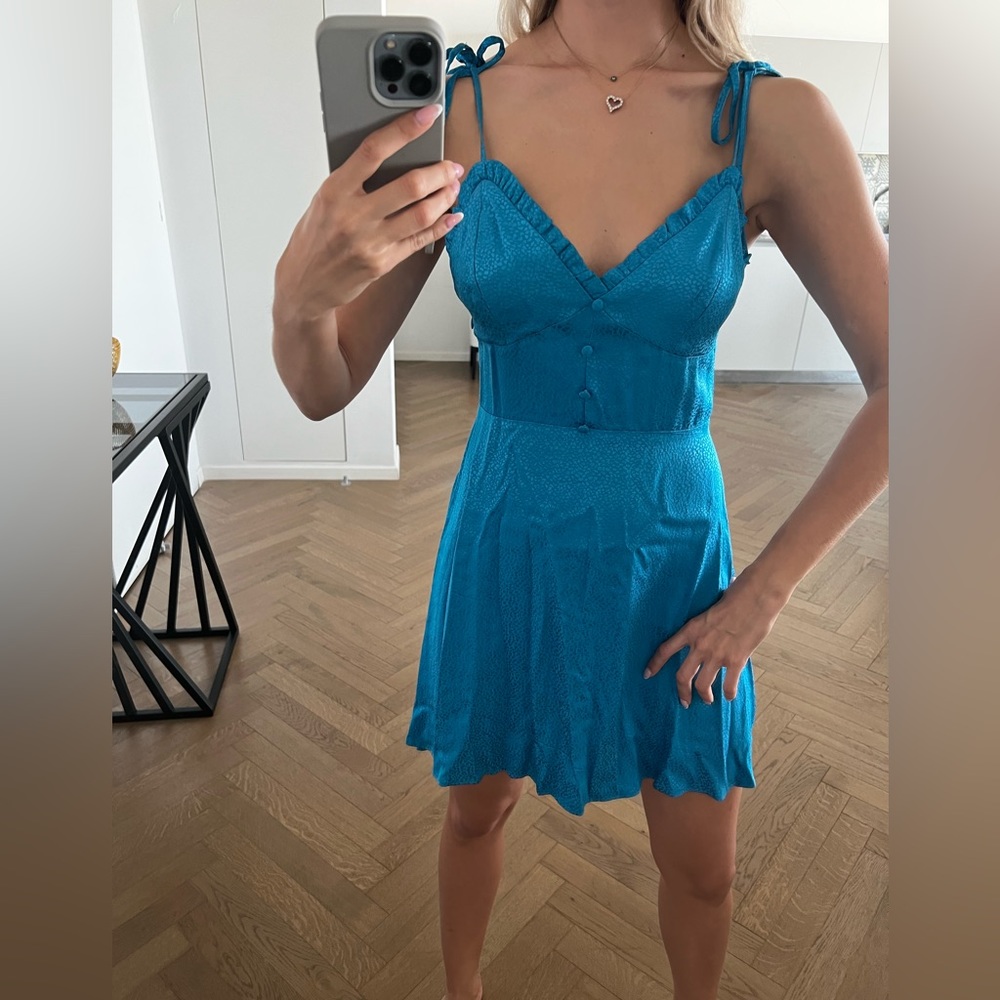 Zara dress small